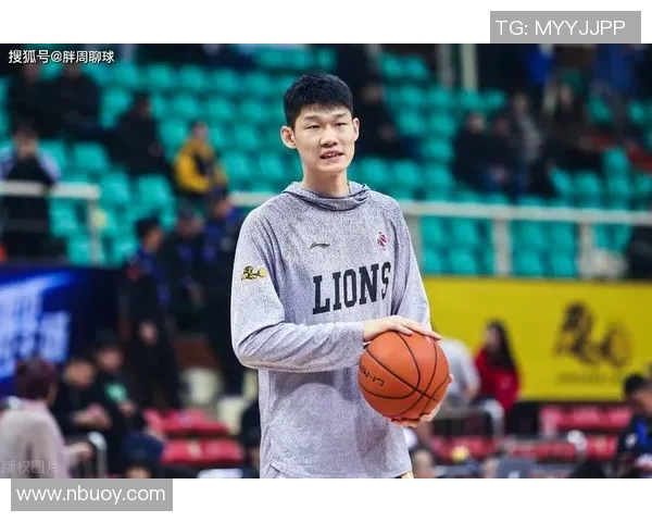 胡金秋：从默默无闻到CBA明星的成长之路与未来展望