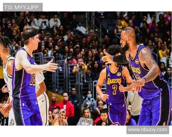 快船与湖人精彩对决中文回放全程回顾与精彩瞬间分析 快船与湖人精彩对决中文回放全程回顾与精彩瞬间分析