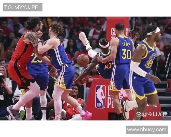 勇士与快船激战正酣NBA圣诞大战精彩回顾与分析